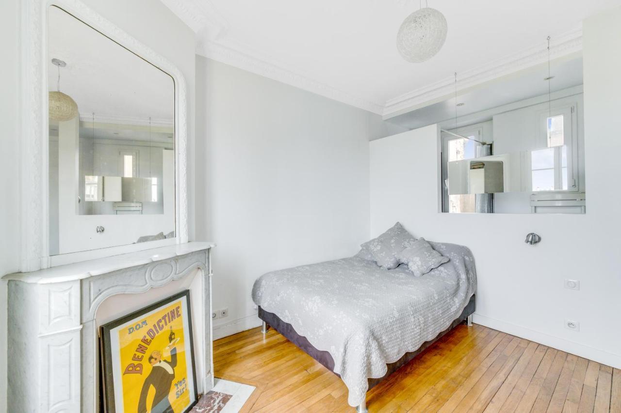 Apartament Place De La Mairie Levallois-Perret Zewnętrze zdjęcie